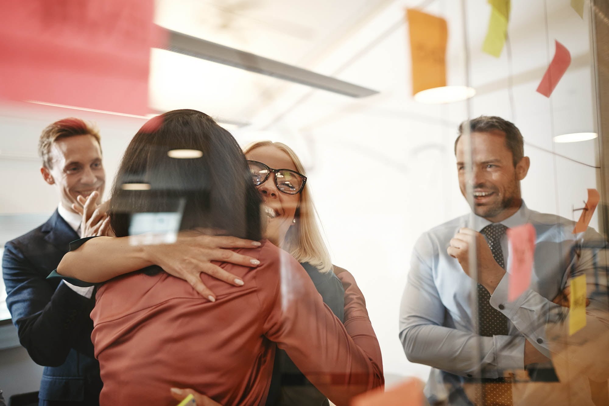 Uspešno sodelovanje Axis Mundi